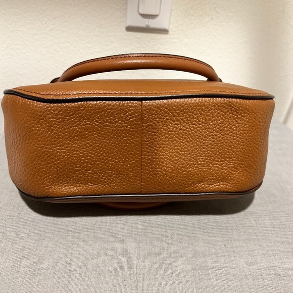 Michael Kors purse - Picture 3 of 5